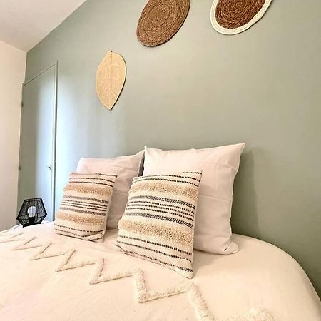 L'Instant Present - Calme & Elegant Proche Gare Apartment Roanne Bagian luar foto