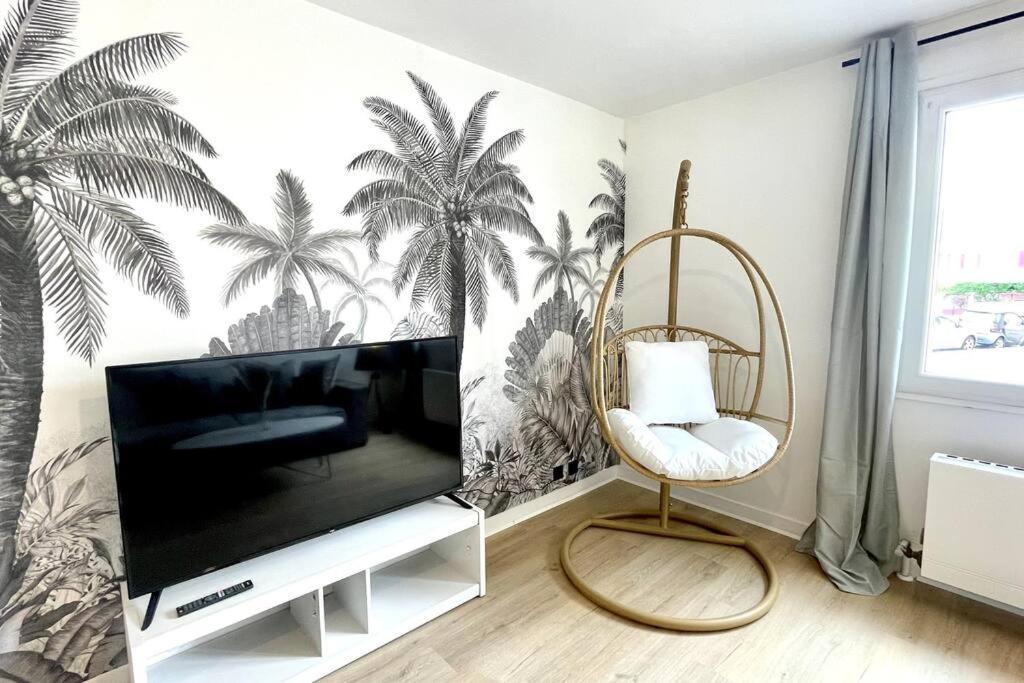 L'Instant Present - Calme & Elegant Proche Gare Apartment Roanne Bagian luar foto